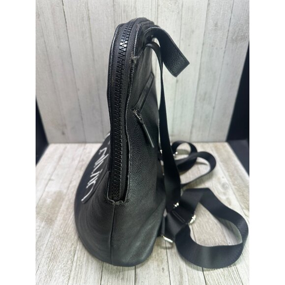 Calvin Klein Backpack Faux Leather Black Zipper Luxury Bag Excellent 13" Tall - Picture 4 of 11